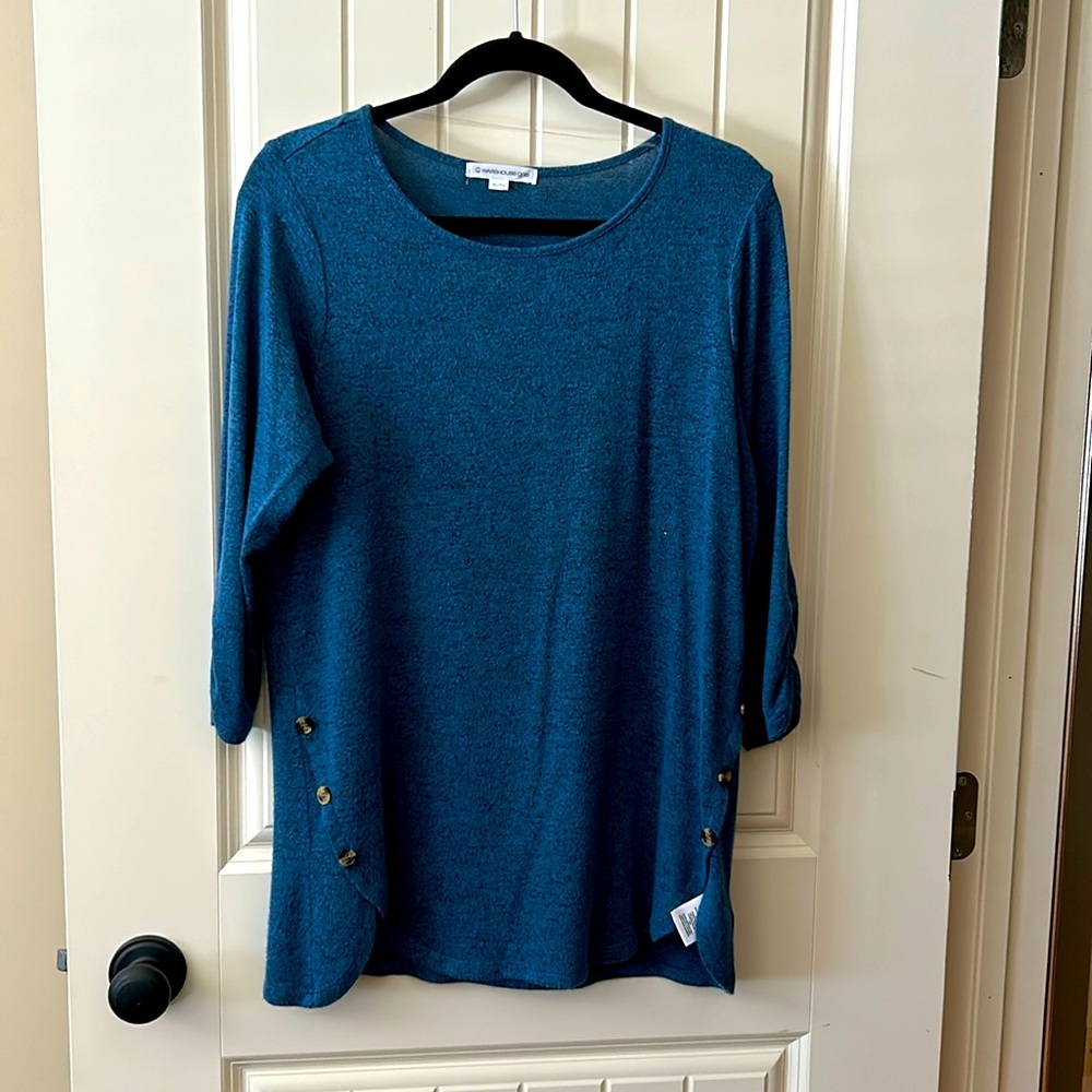 Ladies tunic size XL
